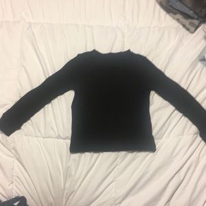 Unisex black thermal. Size M (6/7). Like new.
